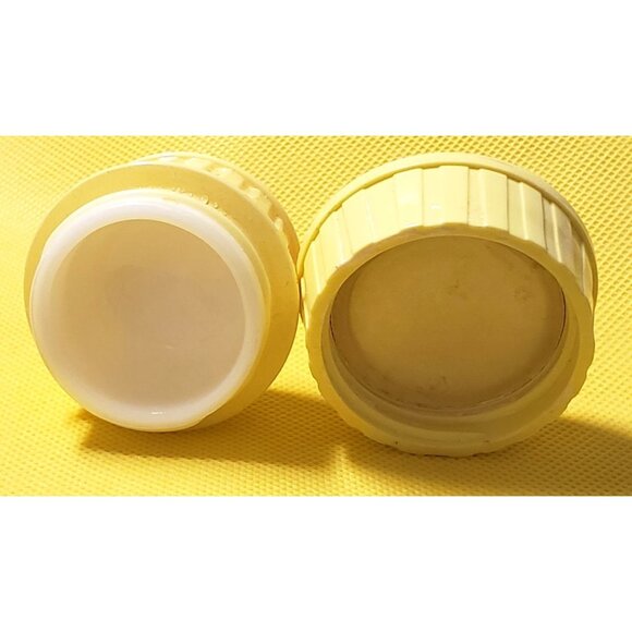 Vintage Avon Pretty Peach Cream Sachet - Empty with Peaches on Lid - Picture 9 of 9